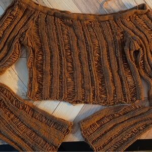 Women's Off-the-Shoulder Sweater - Brown